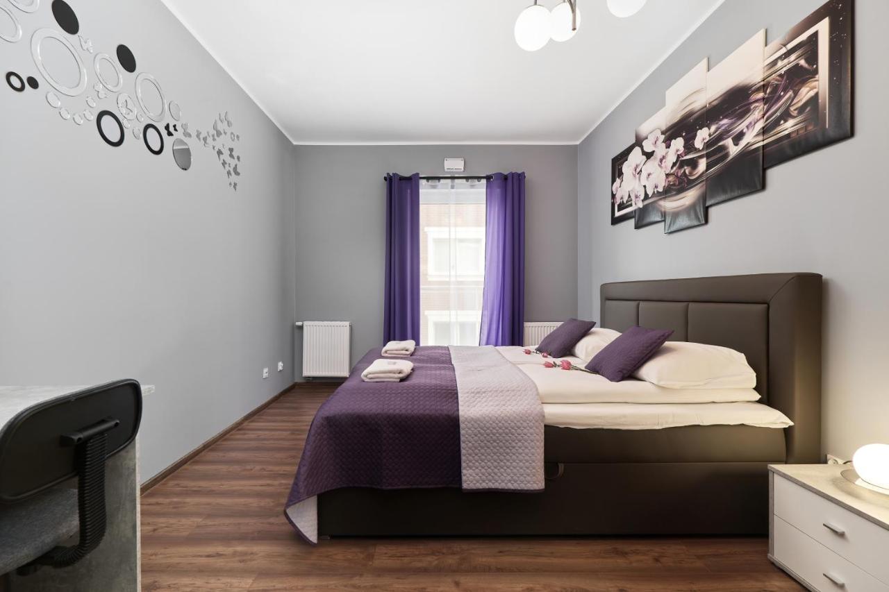 Apartments Wroclaw Jana Pawla II With Free Parking Wroclaw By Noclegi Renters Exterior photo