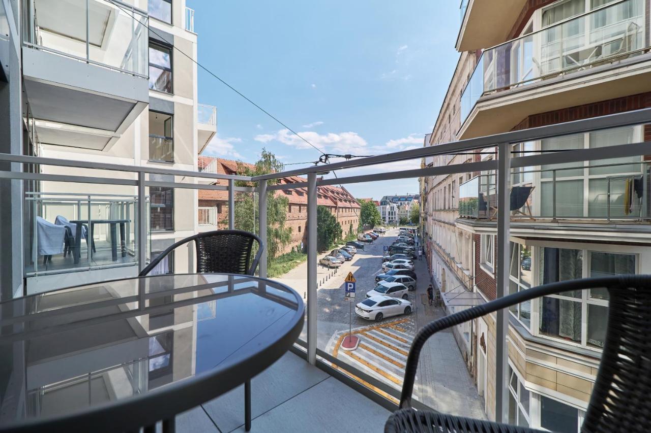 Apartments Wroclaw Jana Pawla II With Free Parking Wroclaw By Noclegi Renters Exterior photo